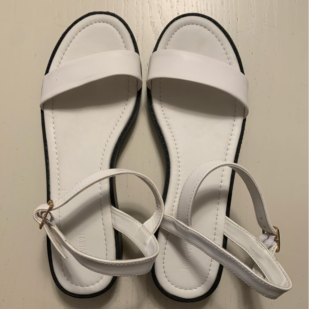 Forever 21 white sandals size 10